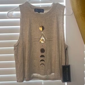 Geometric cropped tank size M